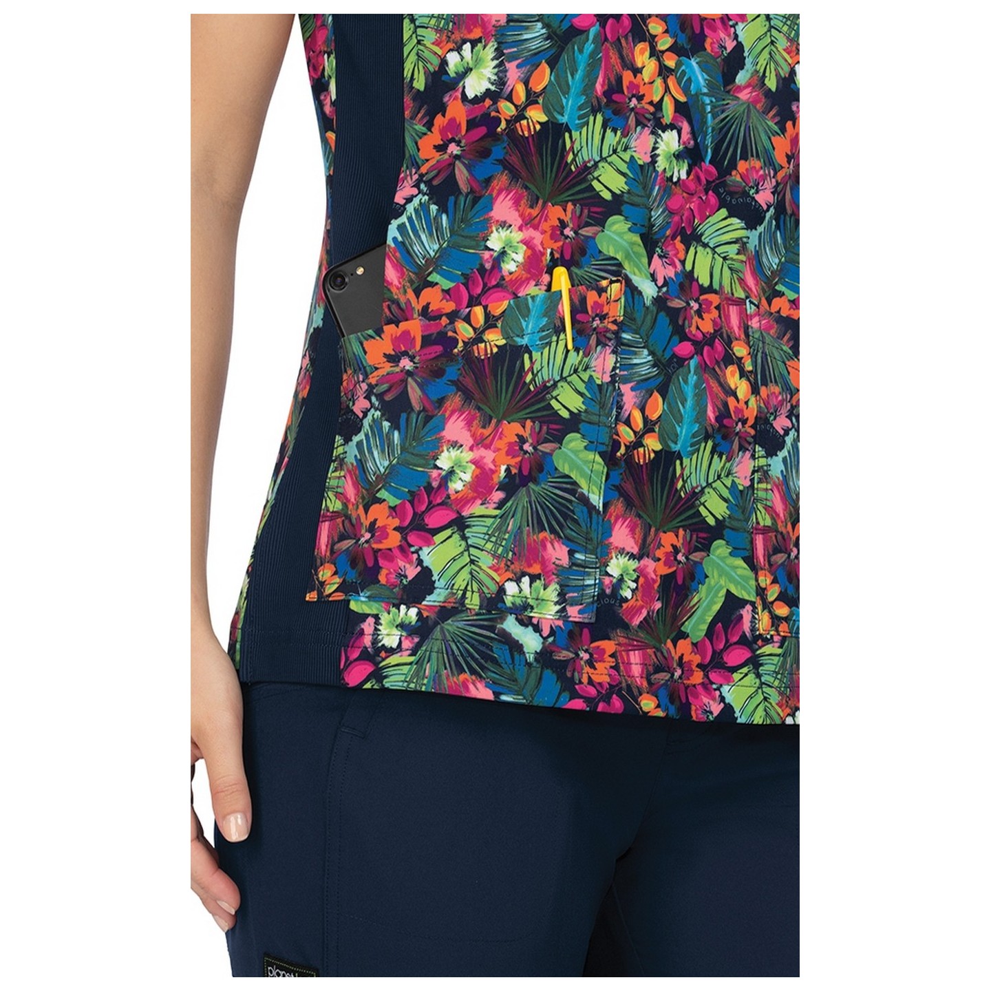 1052PR Planet koi Thea Print Top - Tropical Climate