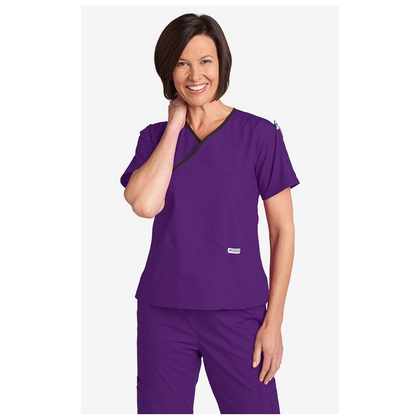 Criss Cross Scrub Top par MOBB - Eggplant/Black (EG-BL)