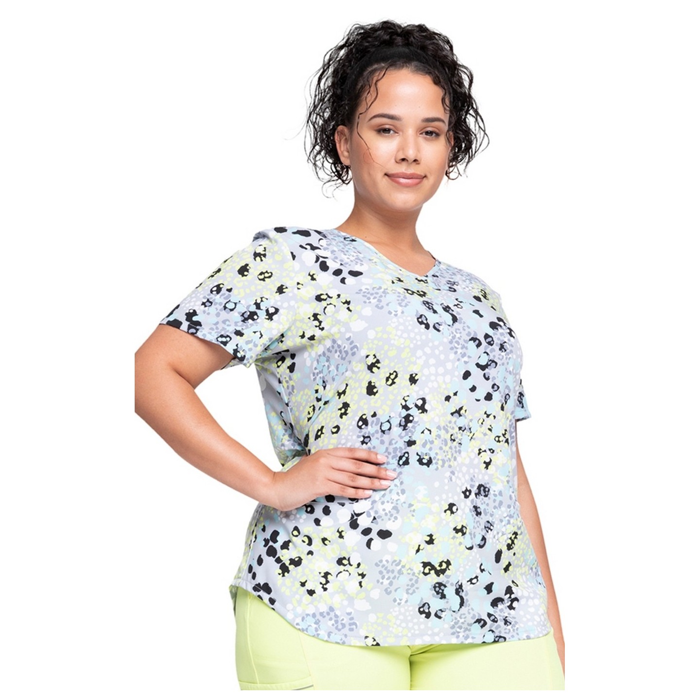 *VENTE FINALE CK637 Top à col V imprimé en Spots Gone Wild - Cherokee