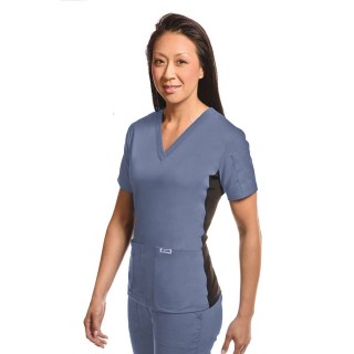 T3020 Le haut Pearl par Mobb mantalité élastique avec flex est un tissu 65% poly/32% rayonne/3% spandex