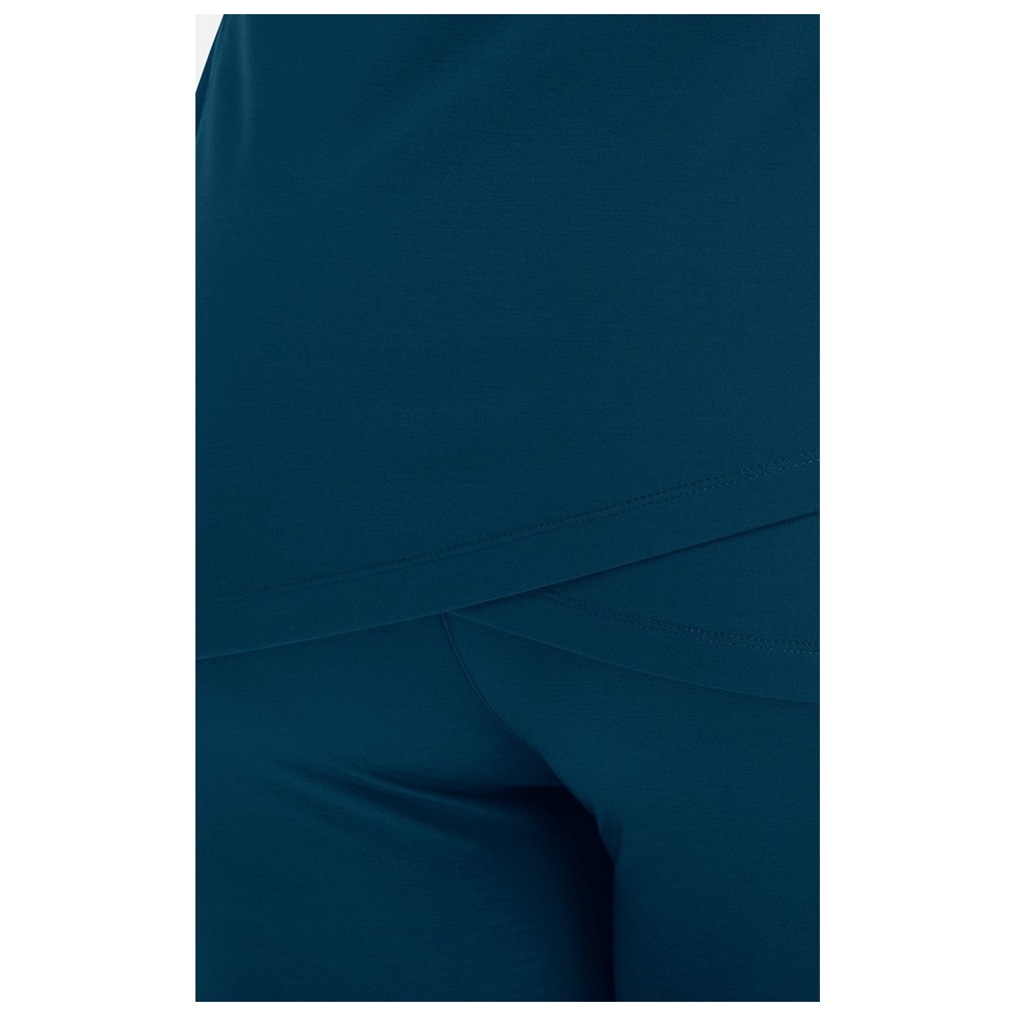 20302 Focus V-Neck Petal Back Hemline Top by Maevn 