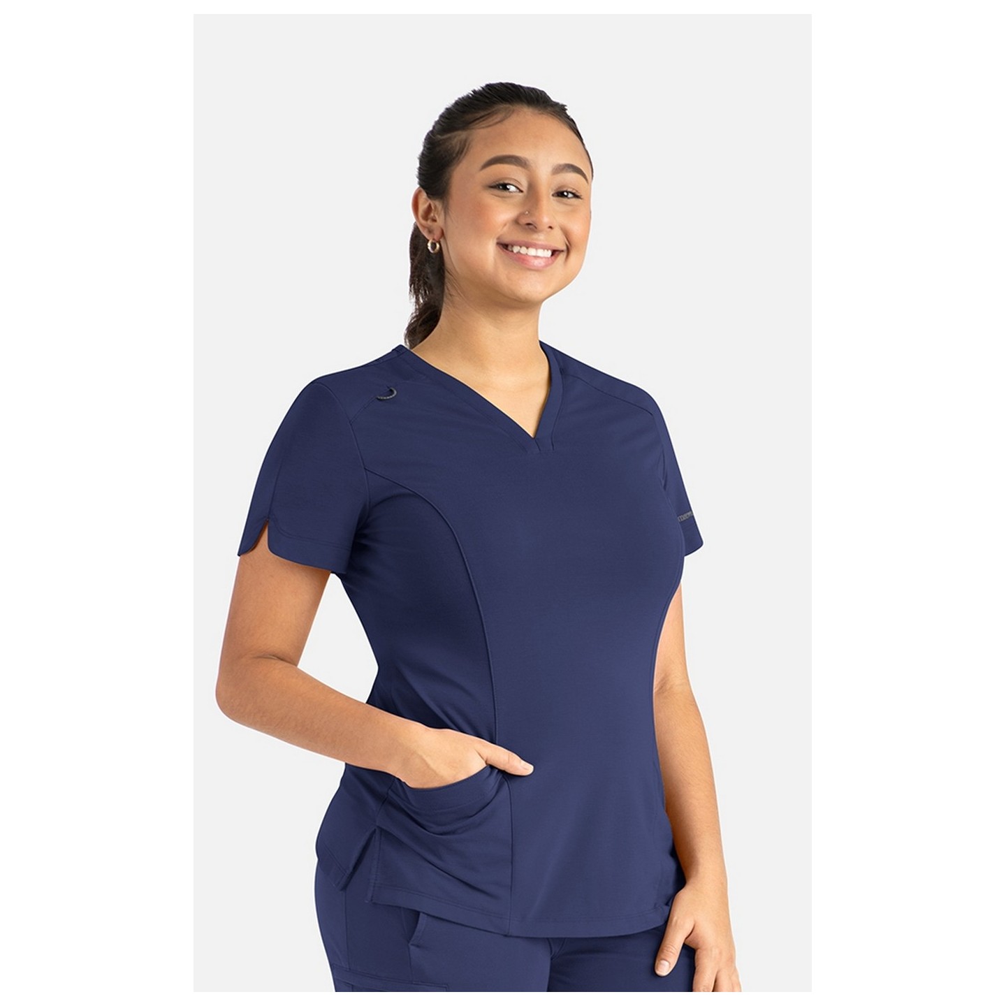 20302 Focus Haut à Col en V avec Ourlet Croisé par Maevn