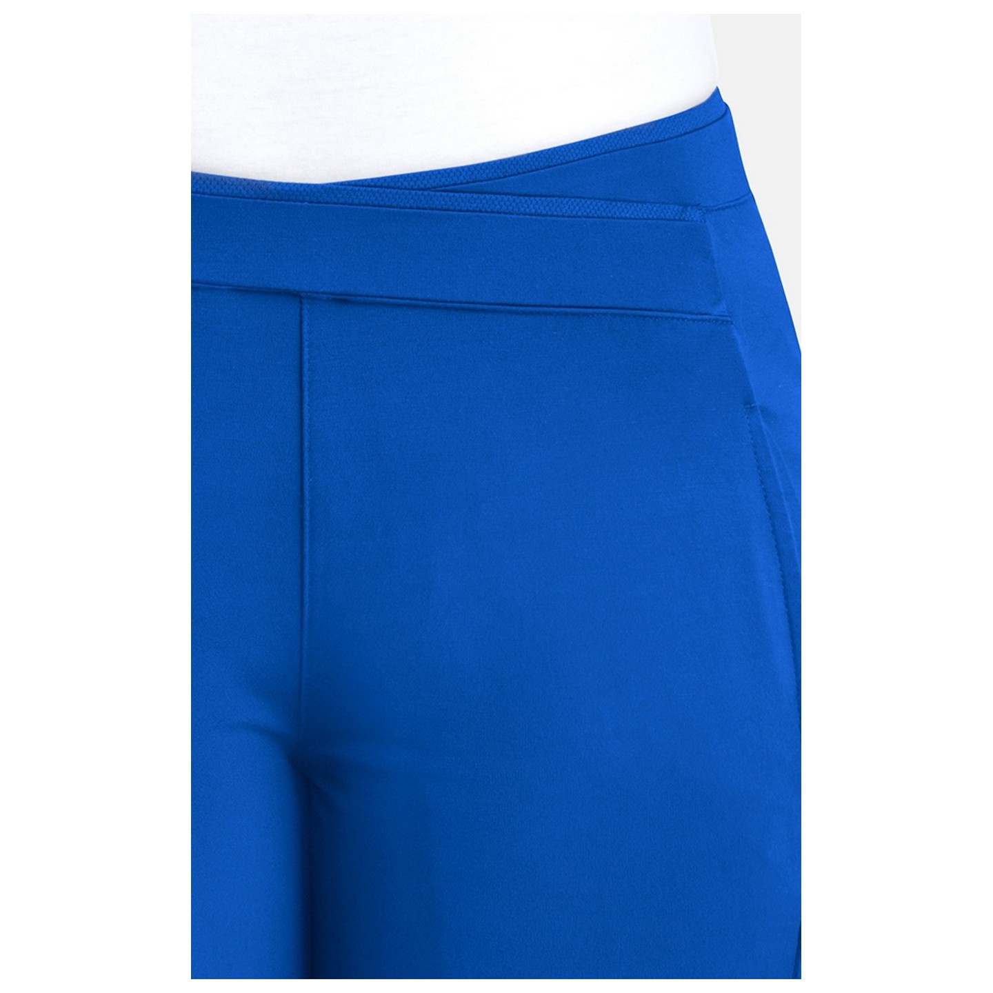 60301 Focus Flat Front Tapered Leg Knit Pant by Maevn