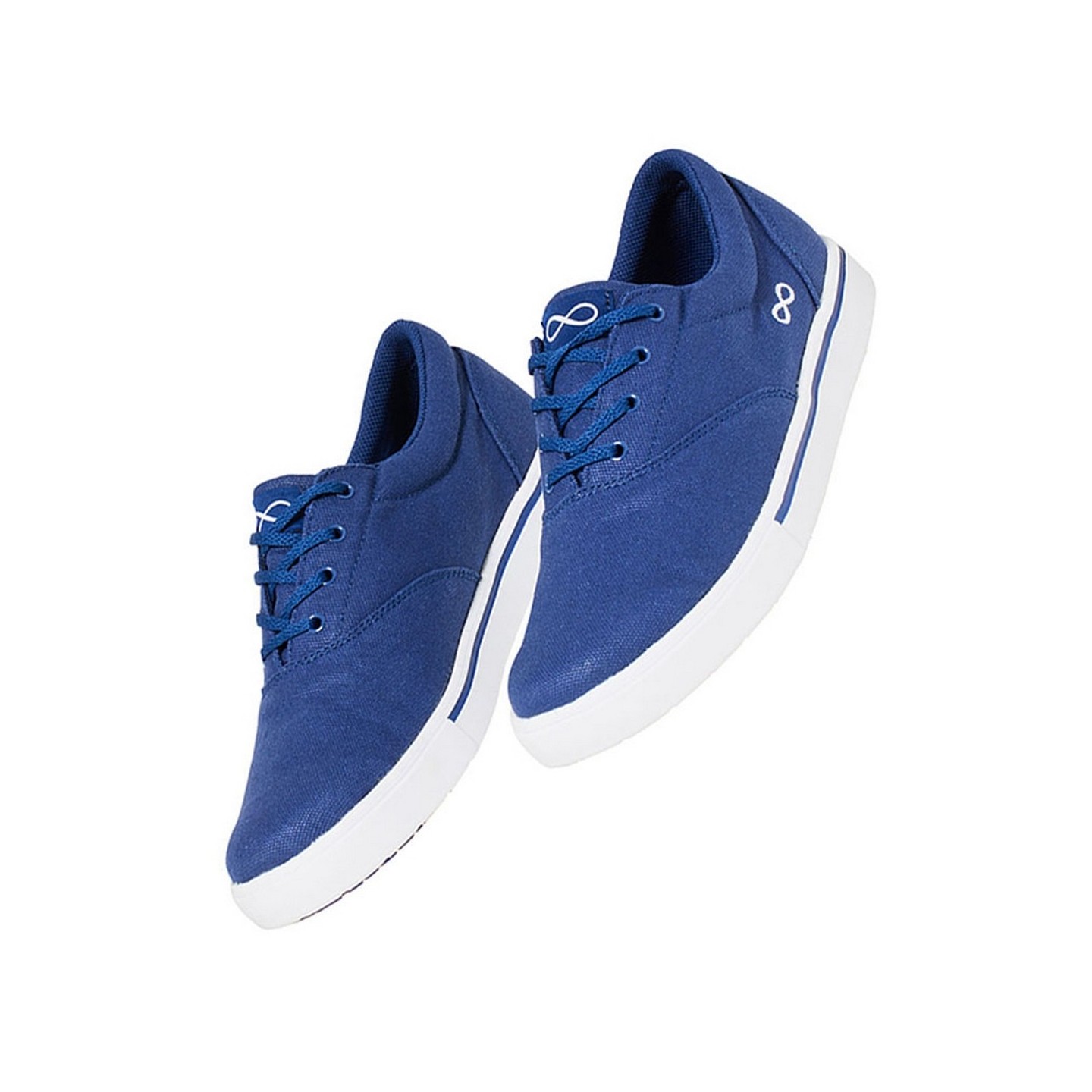 Echo Navy/White Chaussures Casual Imperméable et Antidépartant pour Femmes de Infinity Footwear par Cherokee