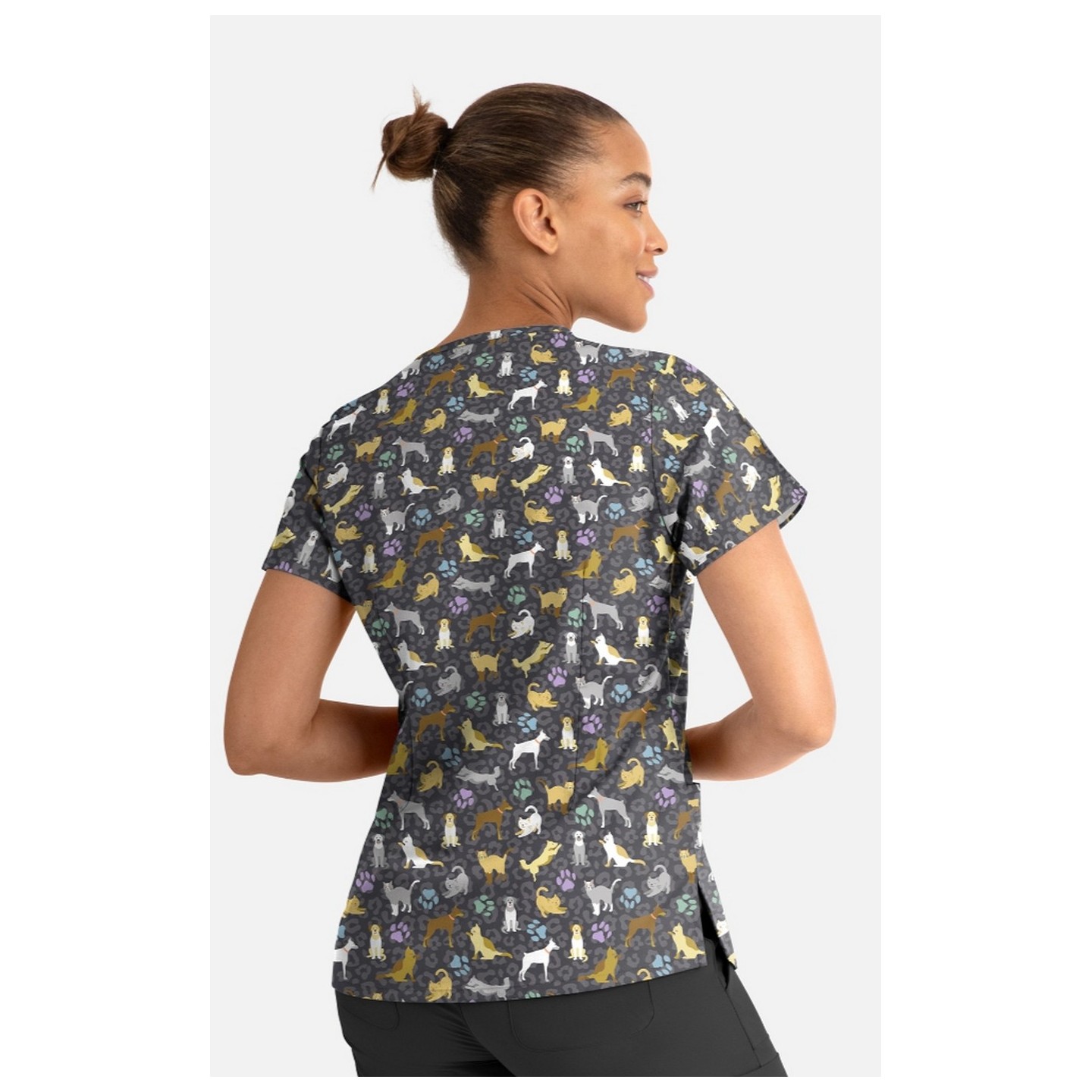 1767 Maevn V-Neck Print Top - Wild Pets