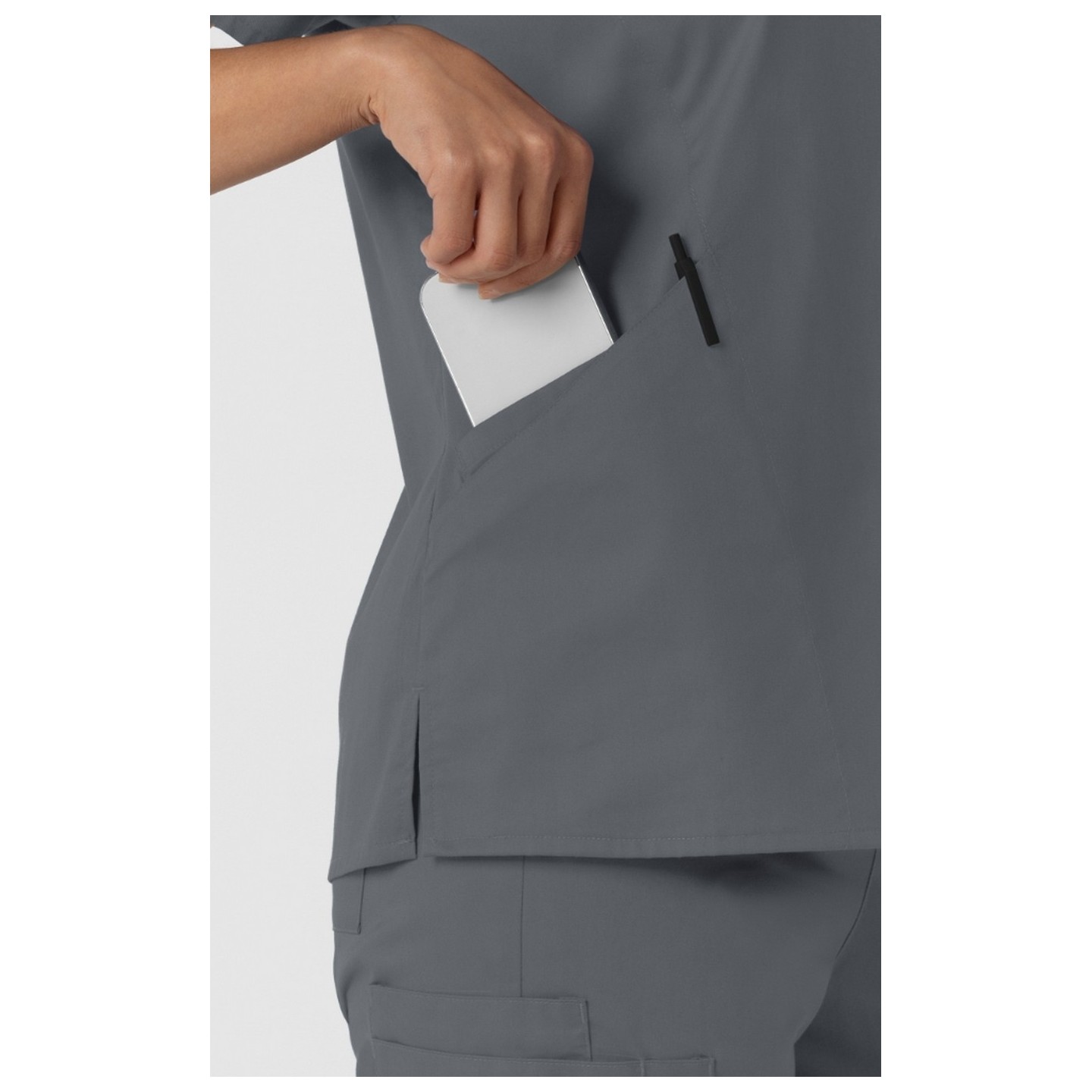 106 WORK Haut à Col en V Incurvé avec 3 Poches par WINK