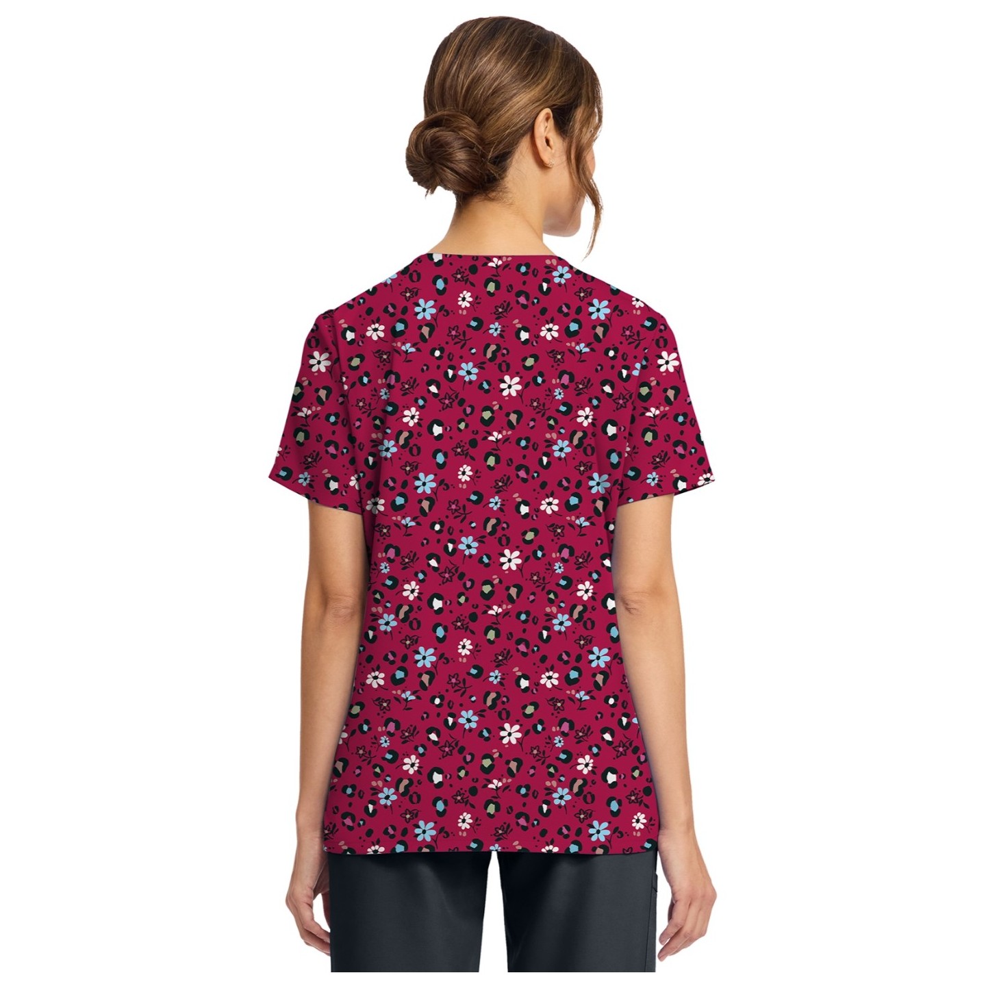 CK856 V-Neck 2 Pocket Print Top by Cherokee - Wild Ditsy