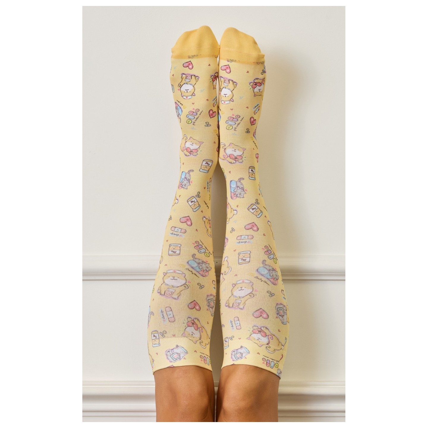 A122A koi Artist Series Chaussettes de Compression 2-Paires - Medical Cuties