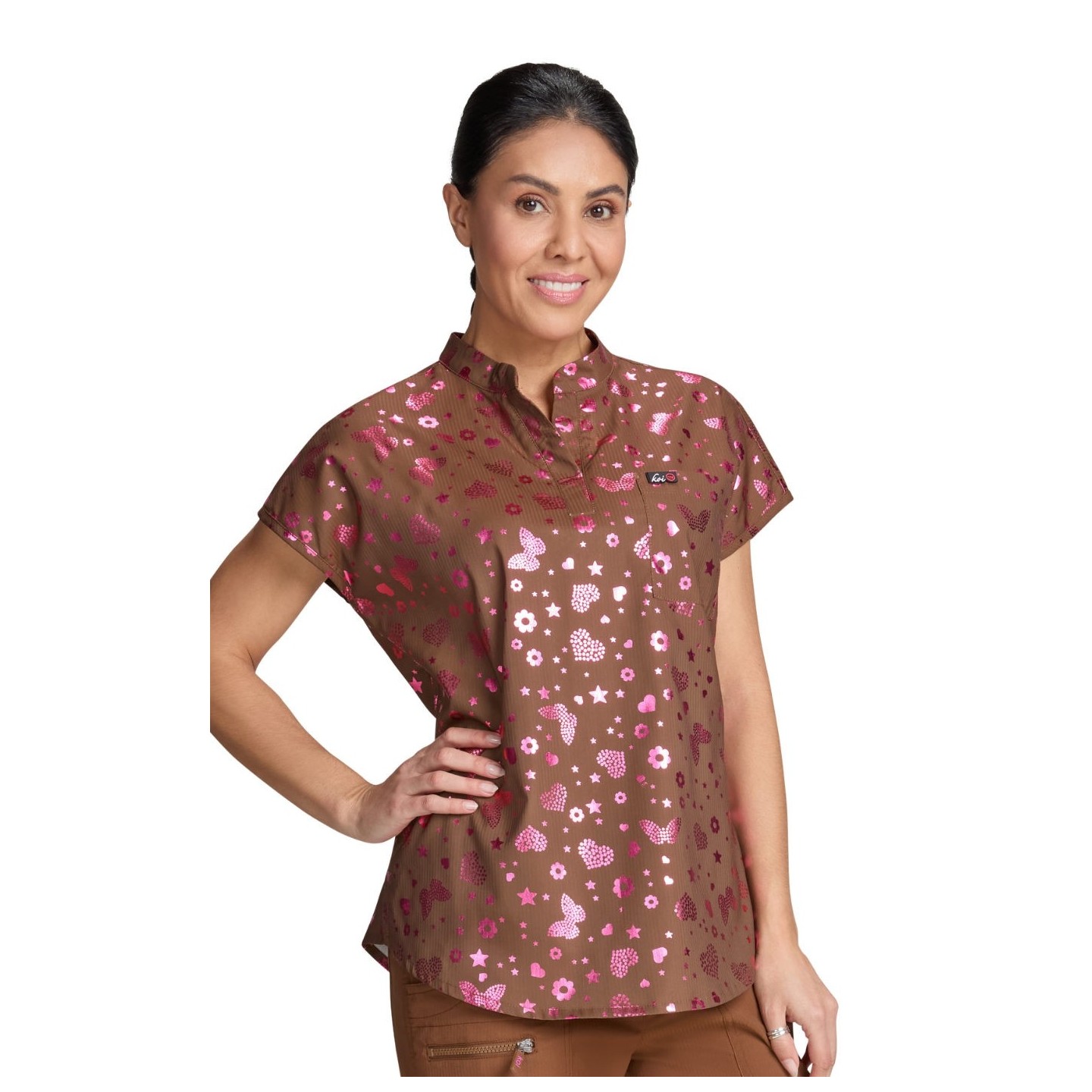 1141PR koi Basics Ari Split Neck Foil Print Top - Iridescent Light Bright Walnut