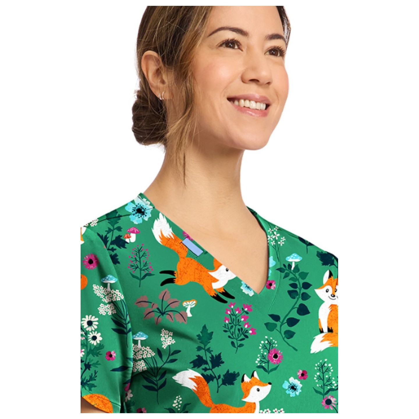 CK856 V-Neck 2 Pocket Print Top by Cherokee - Wild Fox