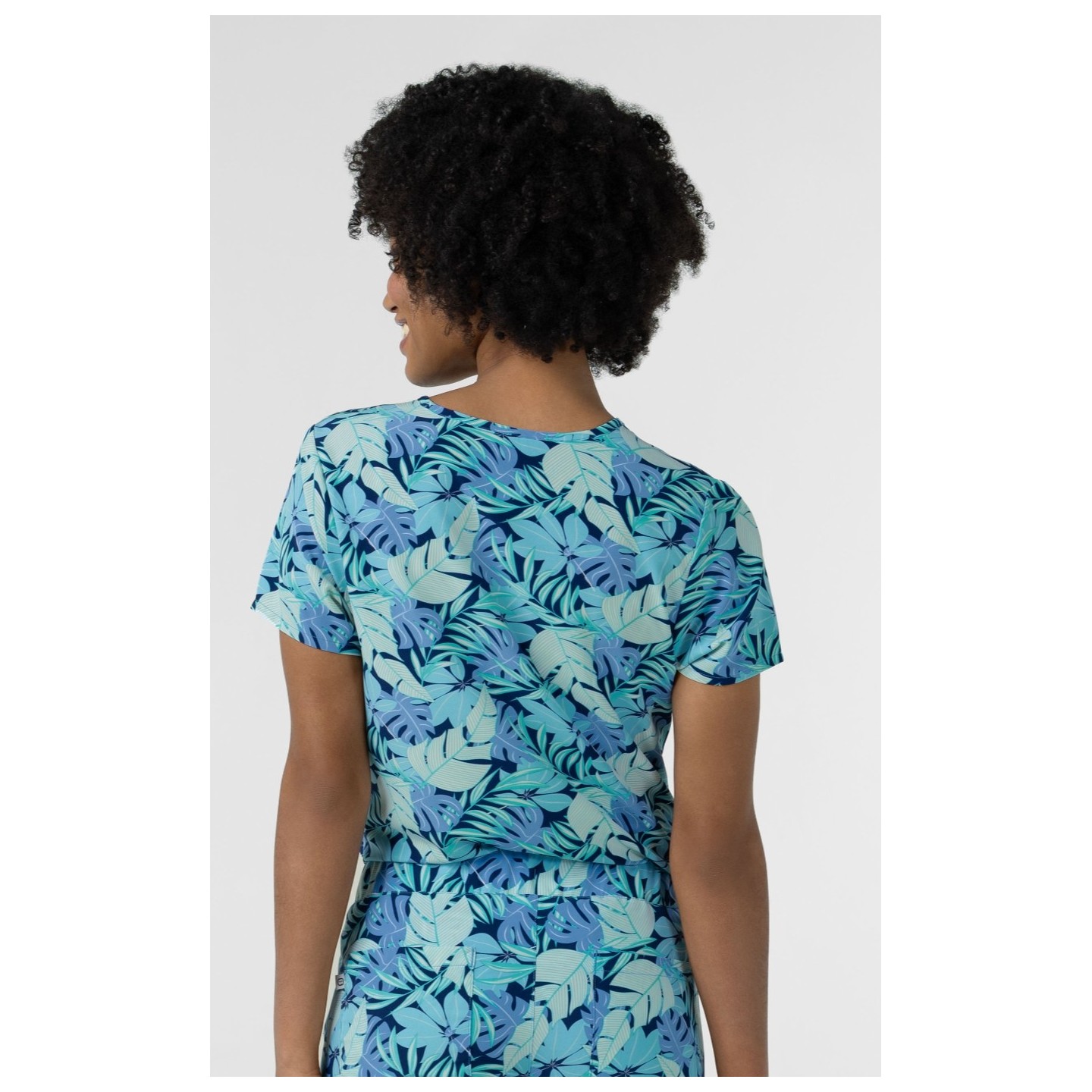6467 WINK Tuck In Print Top with Chest Pocket - Breezy Palms