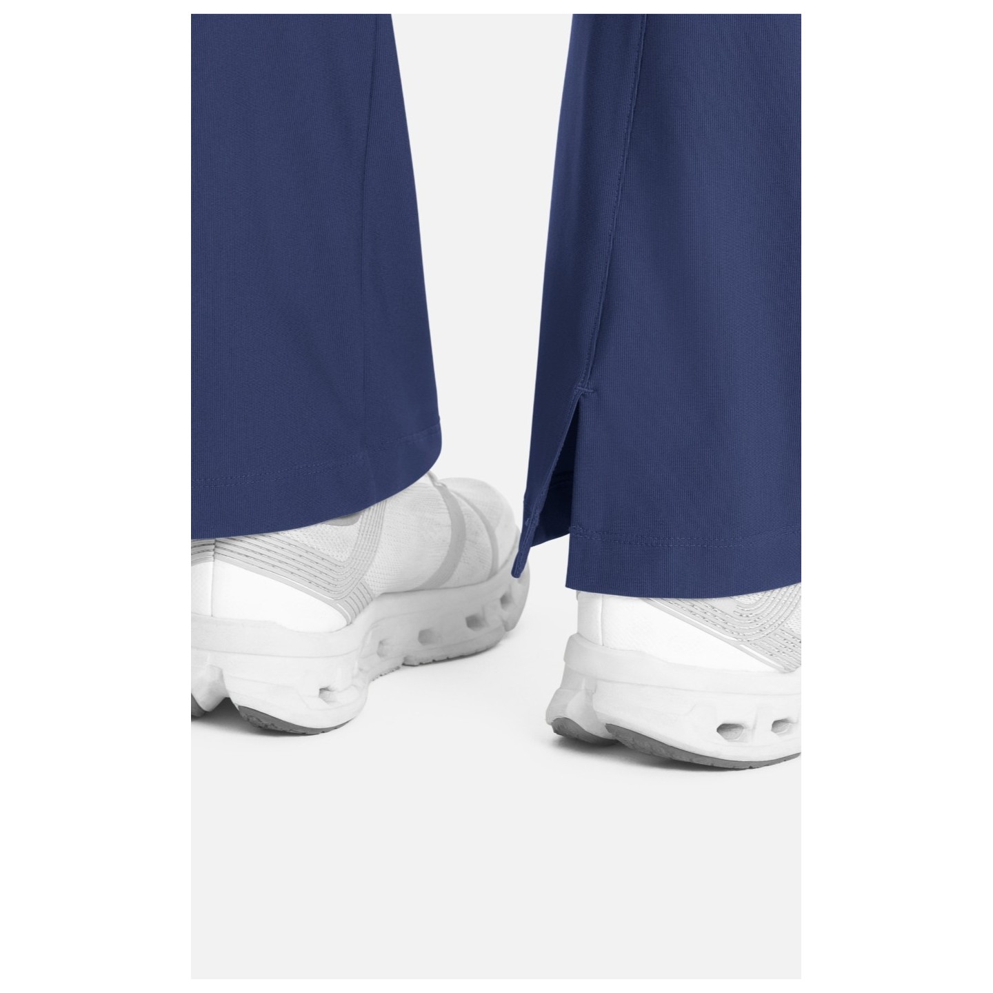 2903 Embrace Pantalon Nora Bootcut avec 7 Poches par Maevn