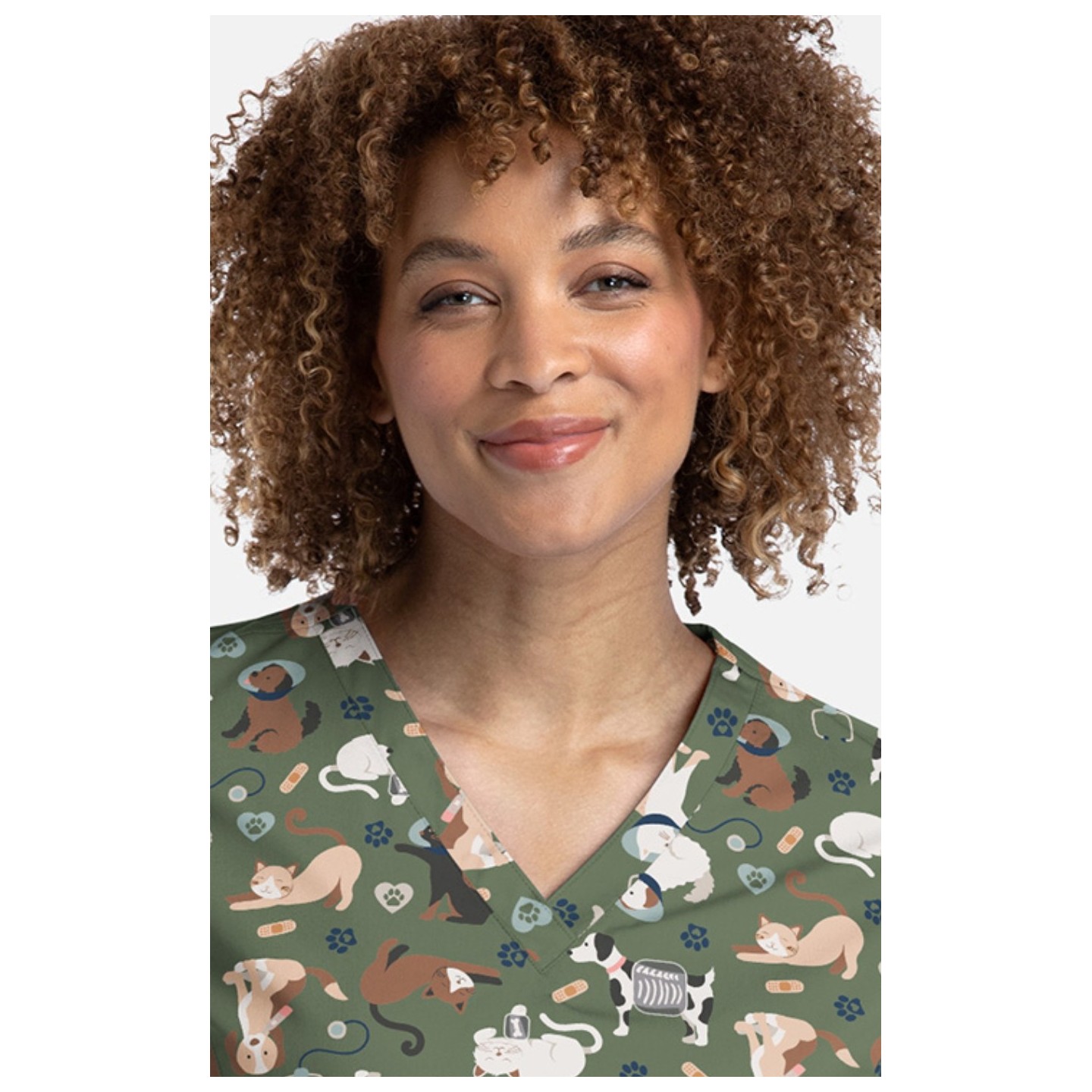 1797 Maevn Curved V-Neck Print Top - Cuddly Checkup