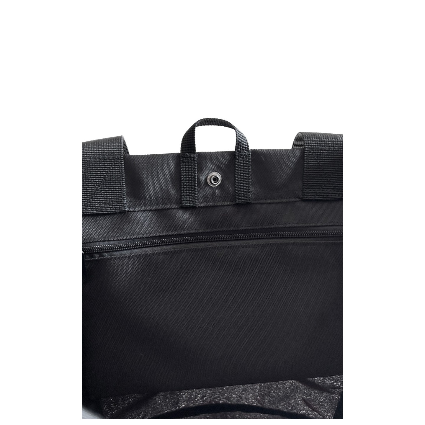 SA188 SmileyWorld Everyday Tote by koi - Black