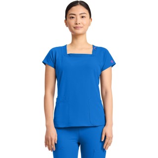 MC704 AMP Square Neck 3 Pocket Top by Med Couture