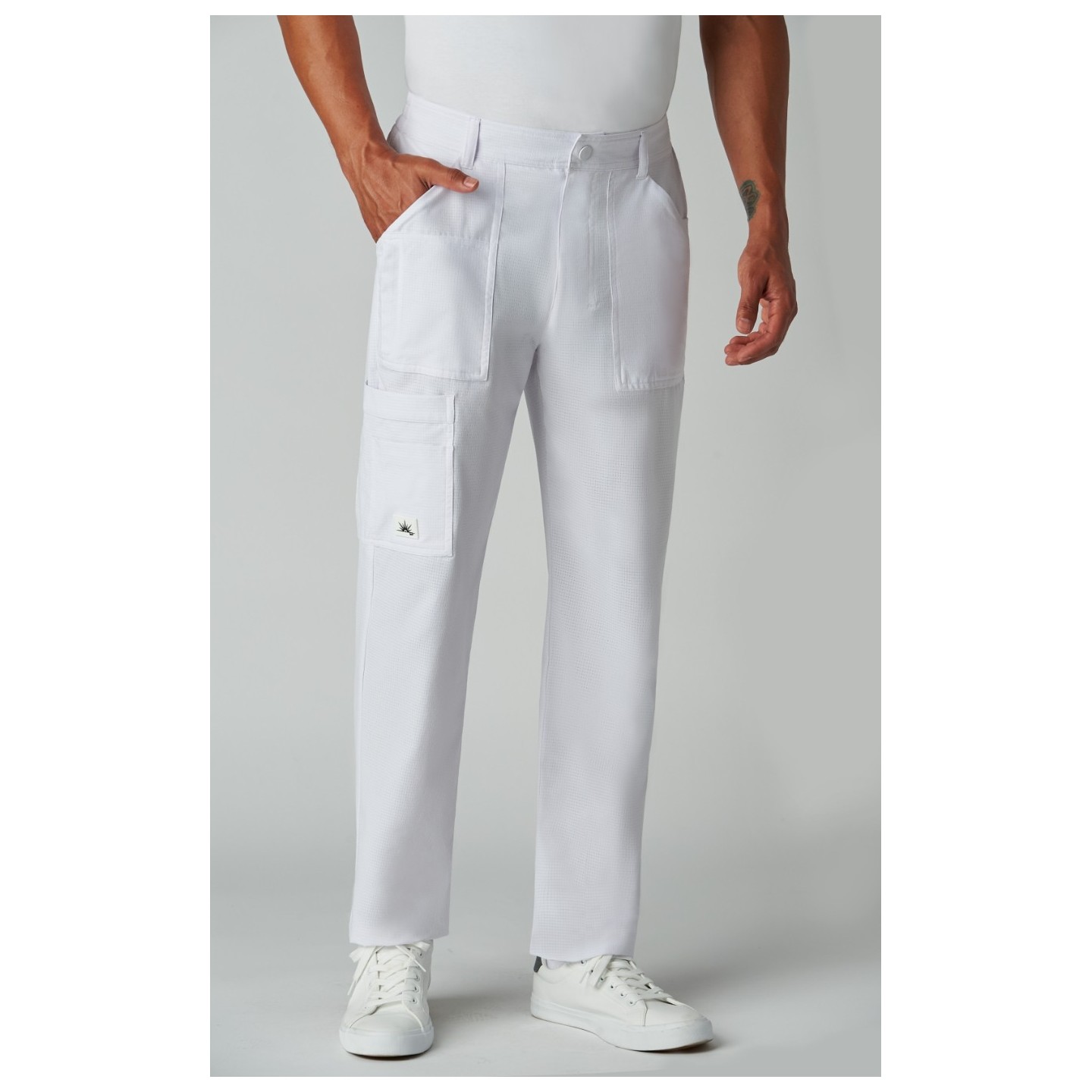 610 Solis Ondra Men's 9 Pocket Tapered Cargo Pant by koi