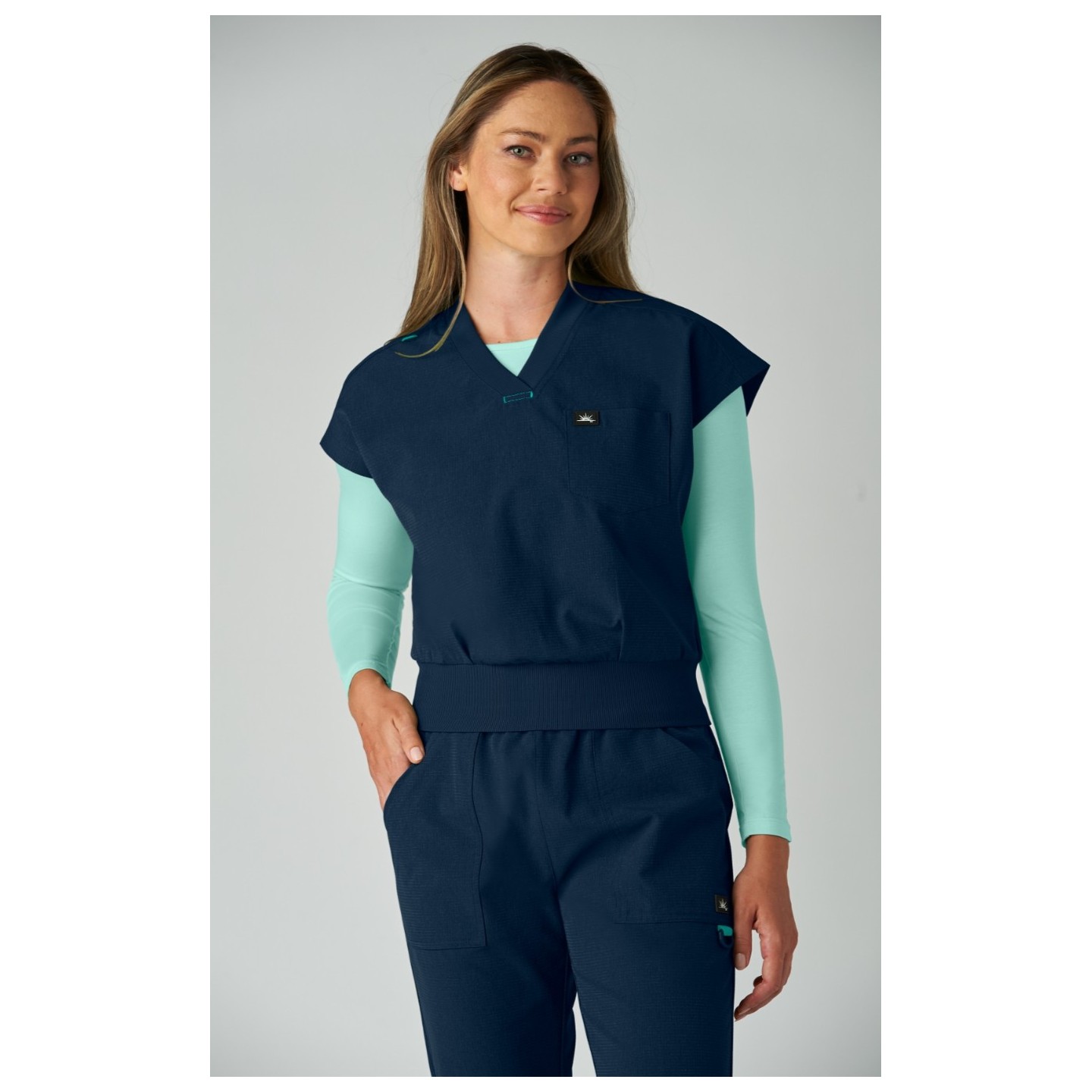 1143 Solis Haut Courte avec Manches Dolman 'Trinity' par koi