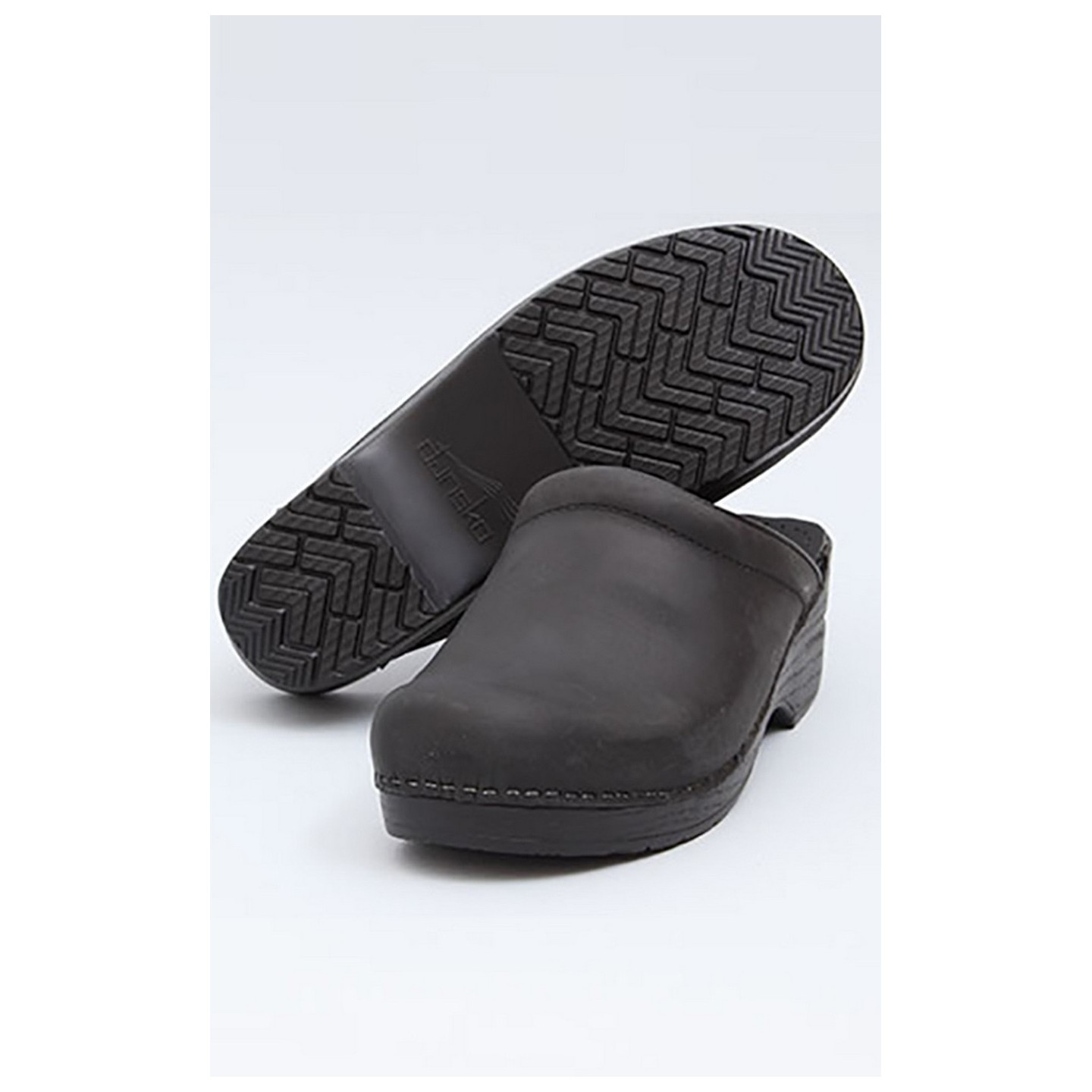 Sonja Black Oiled Open-back Clog par Dansko